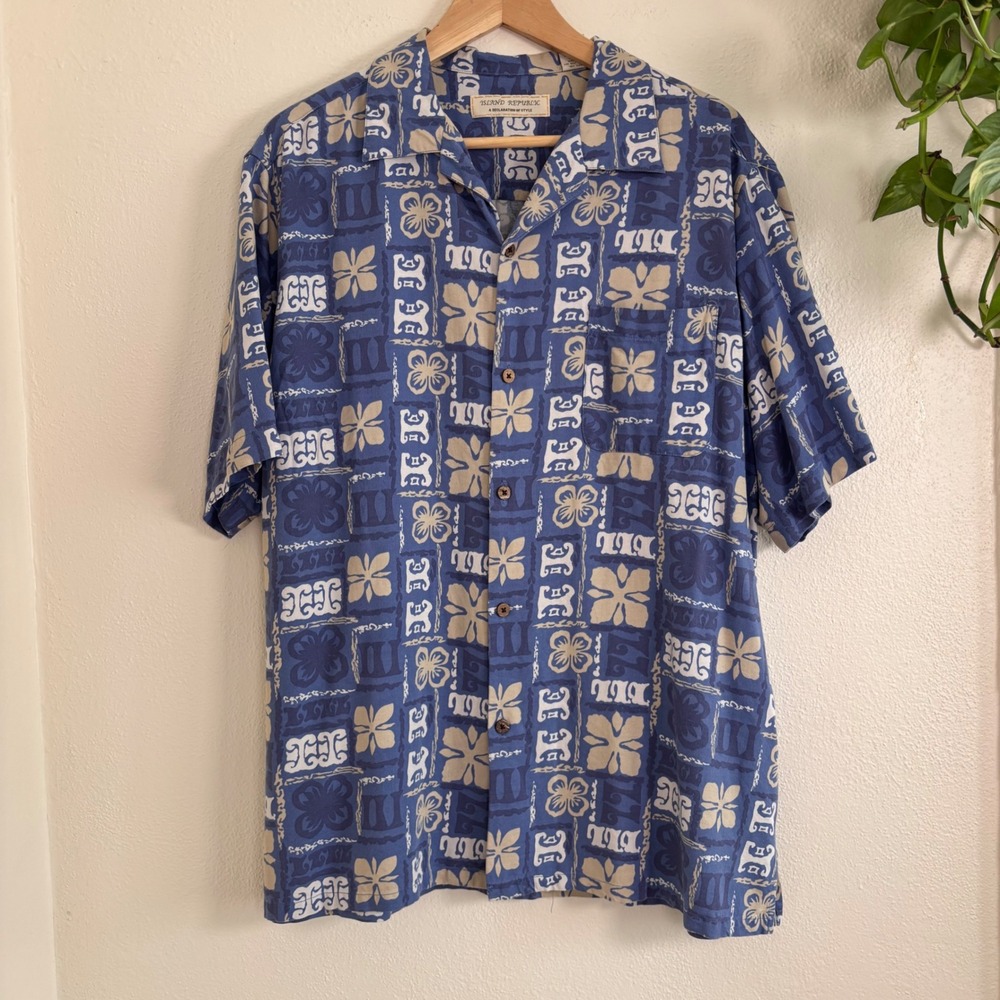 Island republic blue Hawaiian shirt geometric floral tropical vacation silk XL